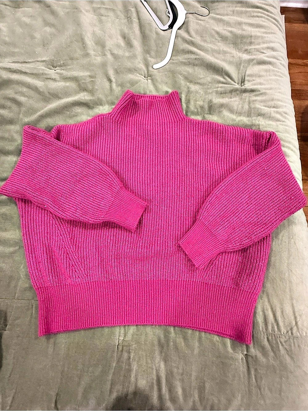 Rachel Zoe Pink Turtleneck Sweater Size Medium Like New